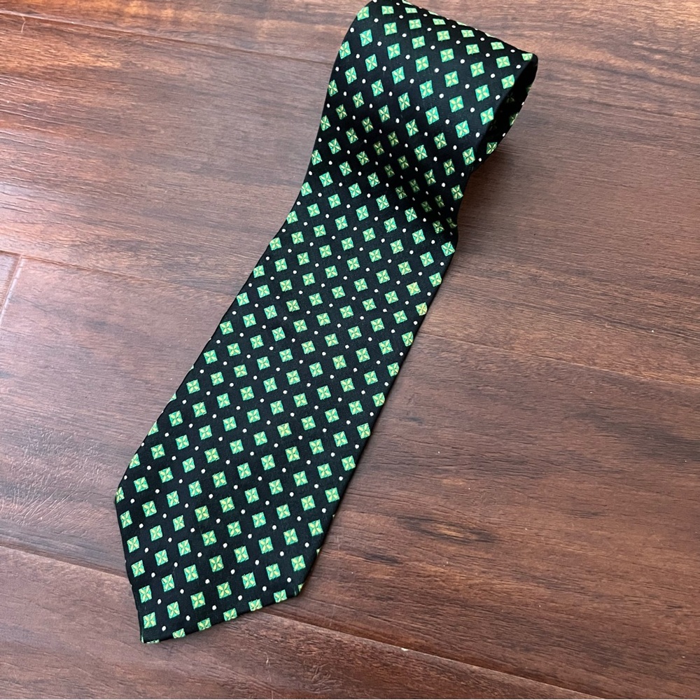 Lancetti Green and Black Pattern 100% Silk Tie